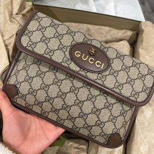NEO VINTAGE GG SUPREME BELT BAG